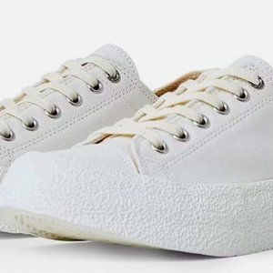 EPT Canvas Sneaker NWT